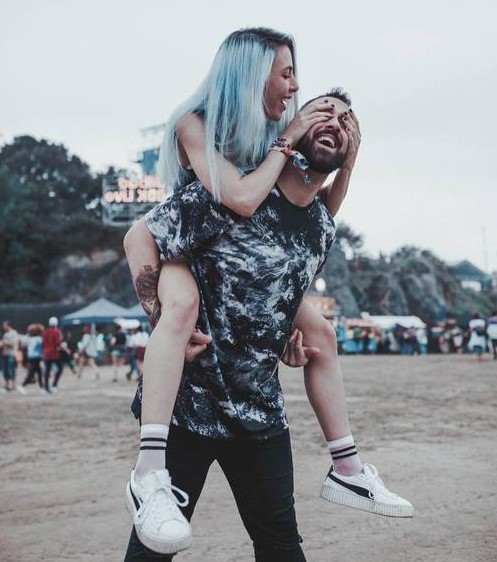 He's more passive than aggressive | 10 Signs He Wants You to Make the First Move | Her Beauty