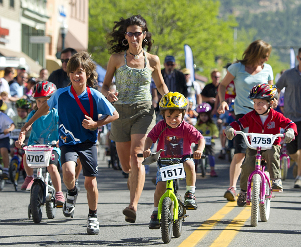 12 Reasons To Move To A Small Town