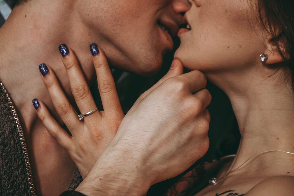 7 Sexy Kissing Moves That’ll Seriously Turn Up the Heat