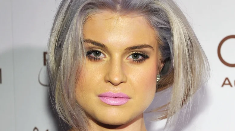 These 10 Celeb Makeup Looks Didn’t Go as Planned