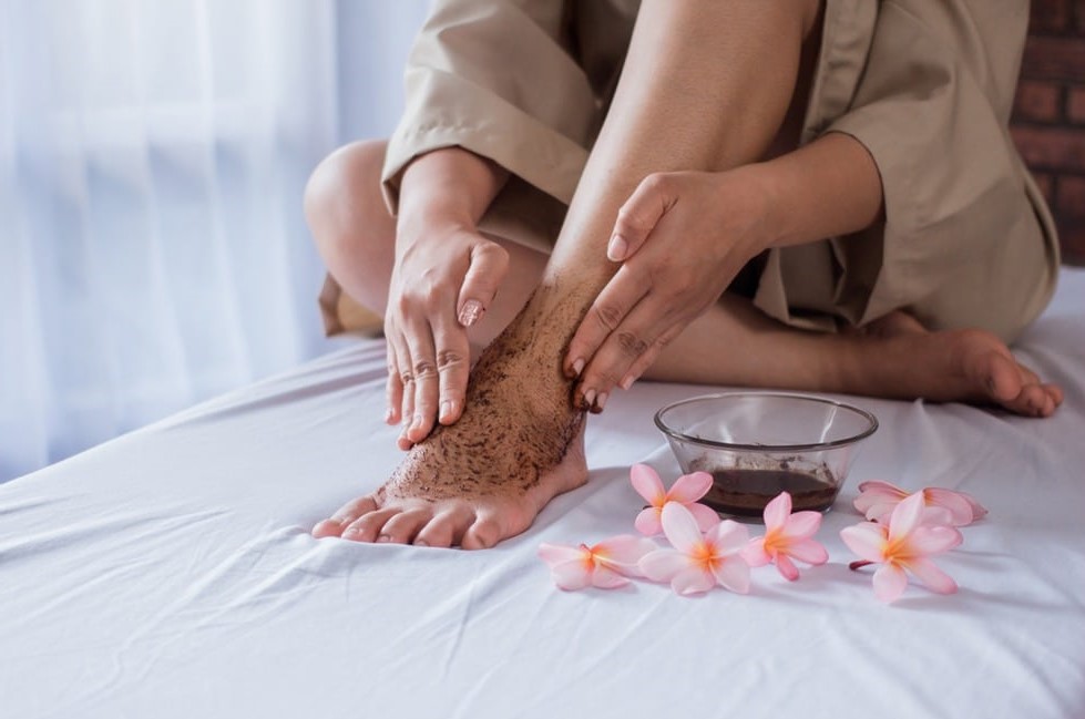 7 Amazing Techniques for Keeping Your Legs Smooth 