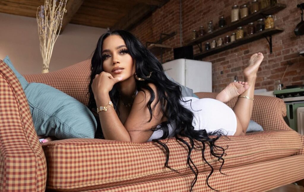 Cristina Rodriguez: Where Fashion Meets Hustle