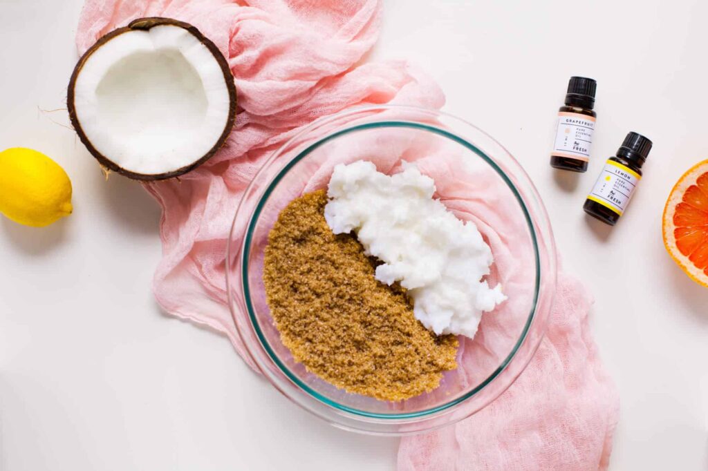 9 Best Natural DIY Lip Plumpers