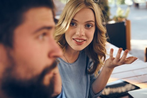 9 Sure Hints Your Ex Wants You Back