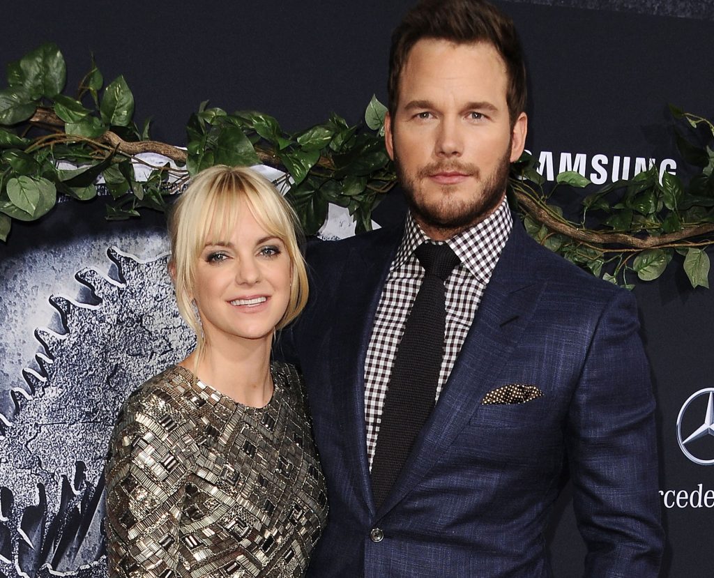 Anna Faris and Chris Pratt | 7 Fascinating Facts About The Fascinating Anna Faris | Her Beauty