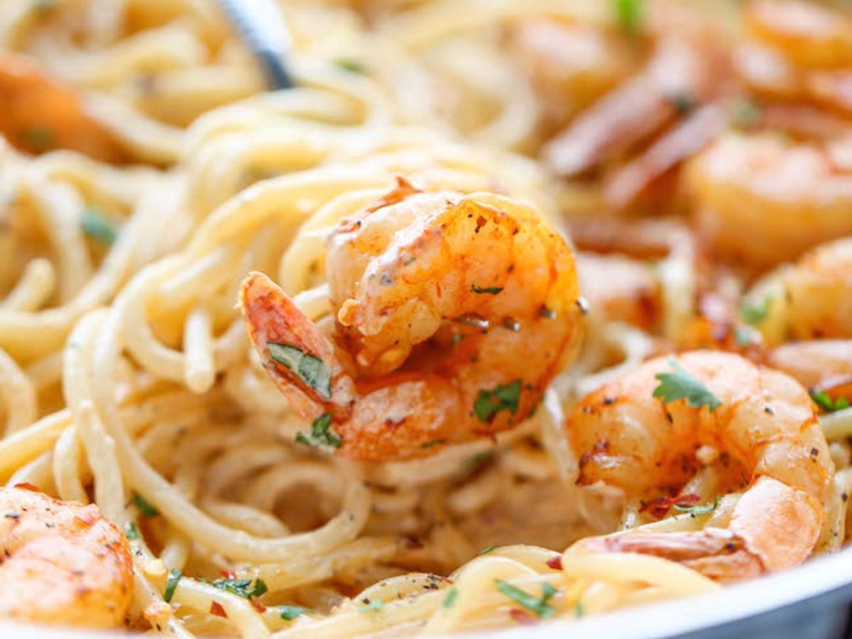 Bang Bang Shrimp Pasta | 12 Easy But Delicious Shrimp Recipes | Her Beauty