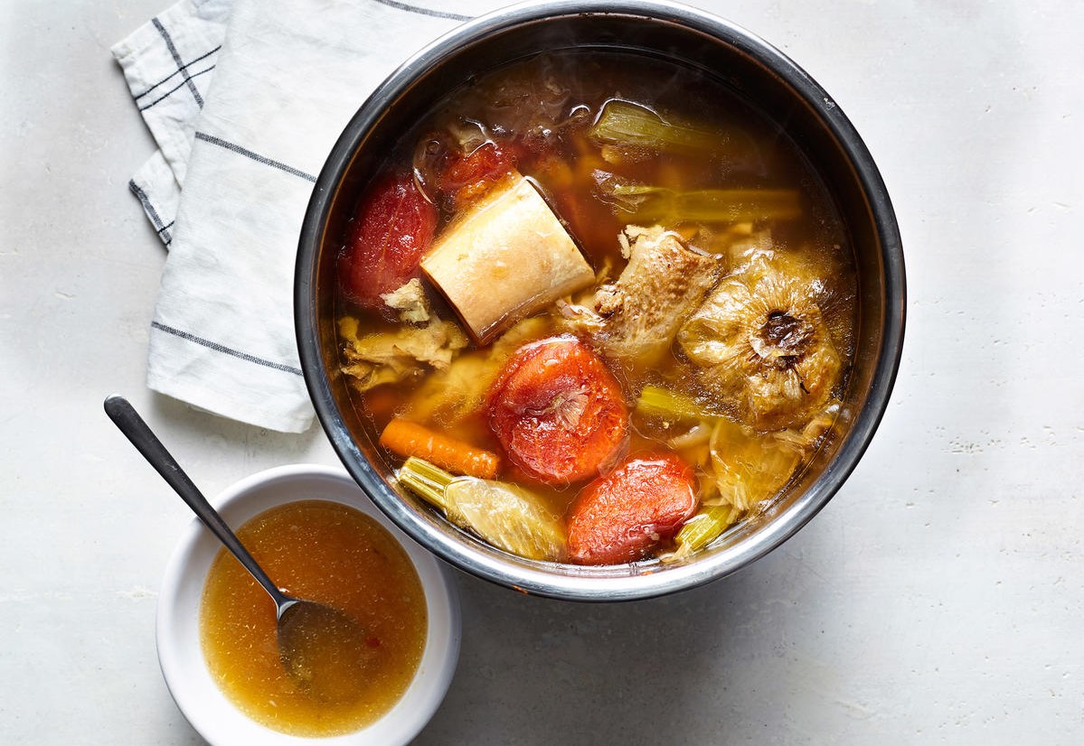 Bone Broth | 10 Foods That Treat Skin Conditions | Her Beauty