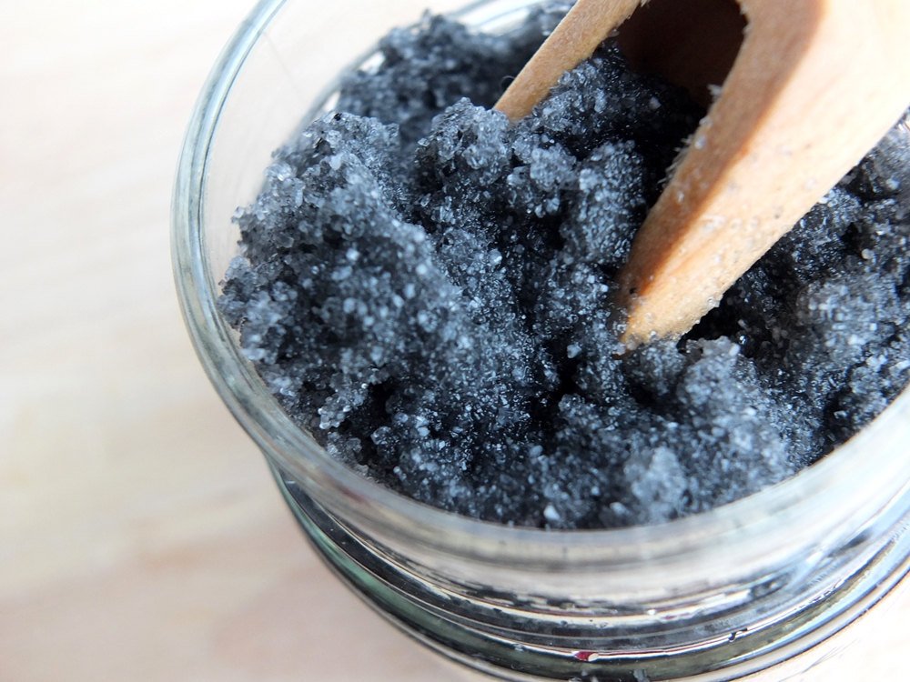10 DIY Homemade Sea Salt Scrubs Recipes