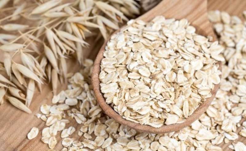 Oatmeal | 10 Best Natural Skin Exfoliators | Her Beauty