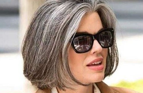 7 Short Haircuts for Older Women