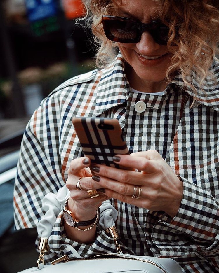  Renata Jazdzyk | 12 Over-50 Women With Ridiculously Good Style | Her Beauty