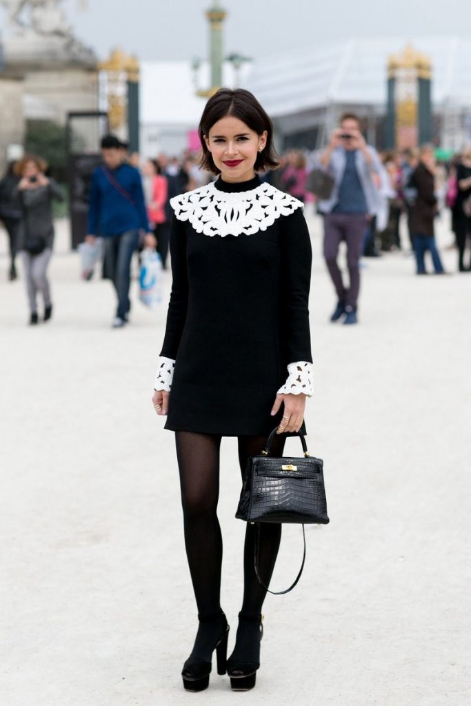 High necked shift dress | 9 Chic and Simple Thanksgiving Outfits Ideas | Her Beauty