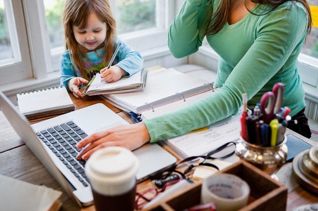 9 Tips on How to Work From Home From Someone Who Does It Every Day