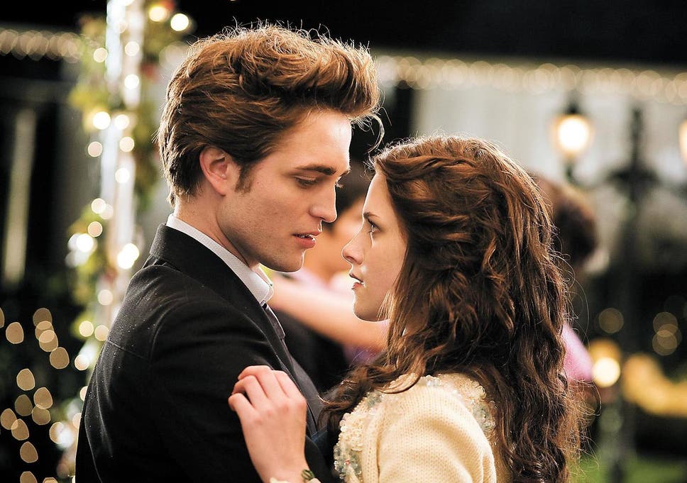 11 Unhealthy Things Hollywood Teaches About Love