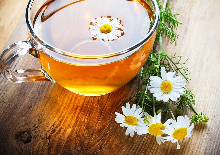 Reduces Cramps | 8 Benefits of Chamomile Tea | Her Beauty