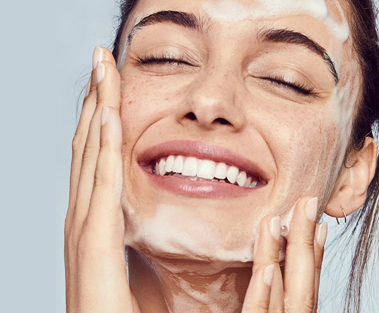 9 Simple Tips to Relieve Dry Skin Fast