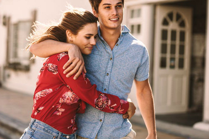 9 Ways to be a Better Girlfriend